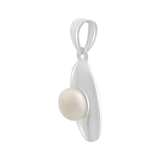 Silver pendant with pearls