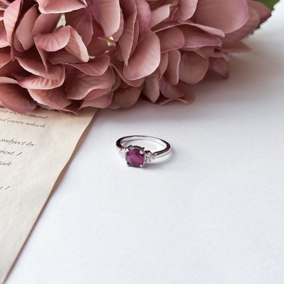 Silver ring with a 2.207-carat ruby