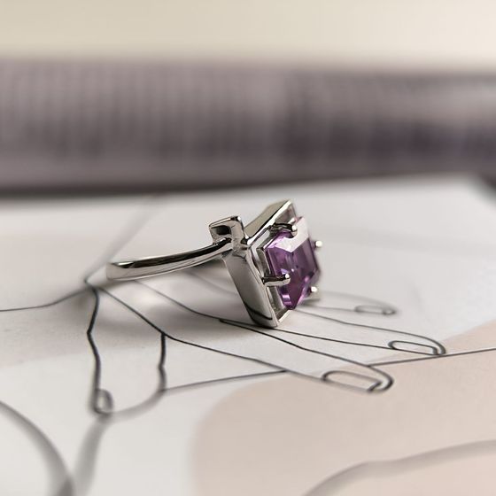 Срібна каблучка з олександритом 2.25ct