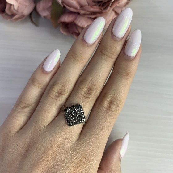 Серебряное кольцо с марказитами
