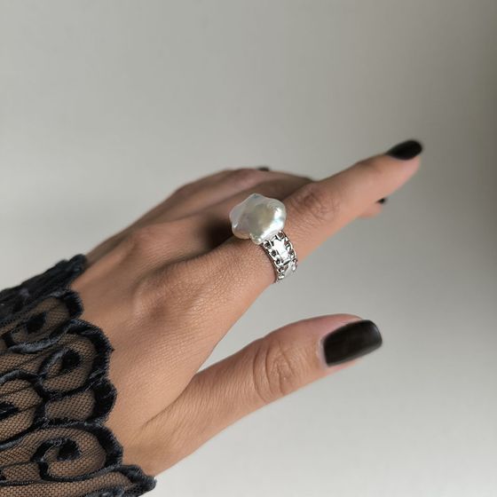 Silver ring with baroque pearls