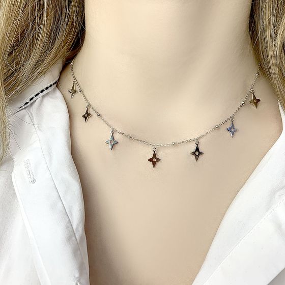 Silver necklace without stones