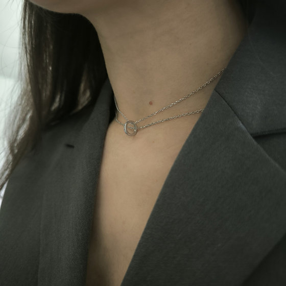 Silver necklace with cubic zirconia