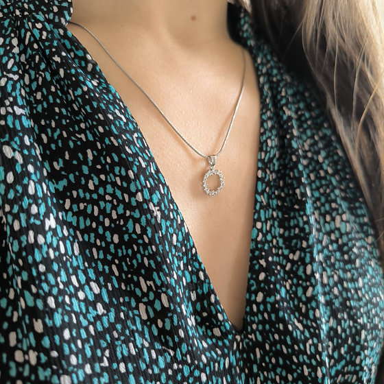 Silver pendant with cubic zirconia