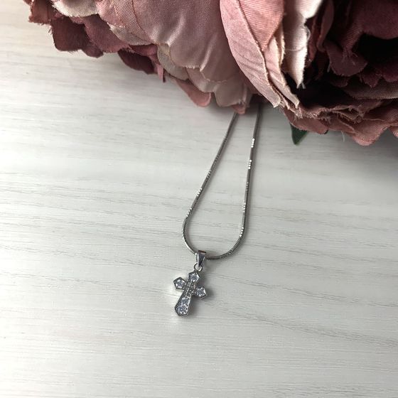 Серебряный крестик с фианитами