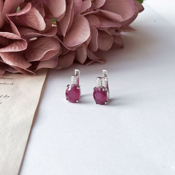 Срібні сережки з рубіном 7,507 карата