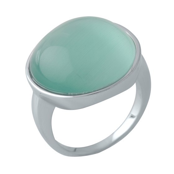 Silver ring with a cat's eye stone (18.469 carats)