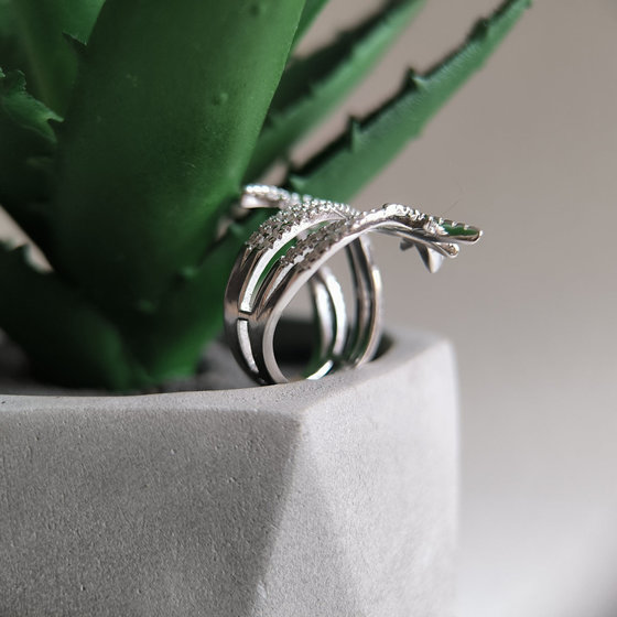 Silver ring with cubic zirconia