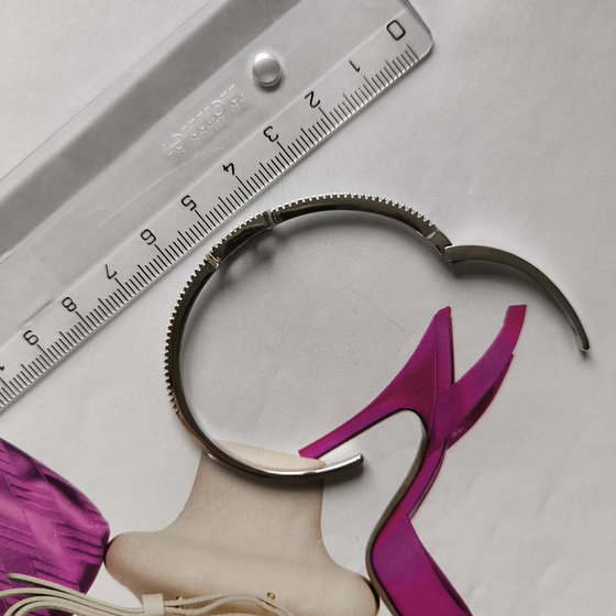 Silver bracelet with cubic zirconia