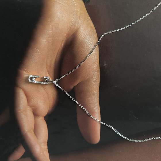 Silver necklace with cubic zirconia