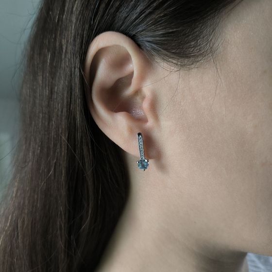 Срібні сережки з топазом 1.211ct, фіанітами