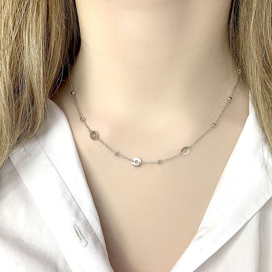 Silver necklace without stones