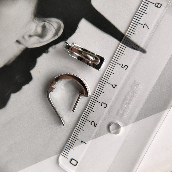 Silver earrings with ceramics