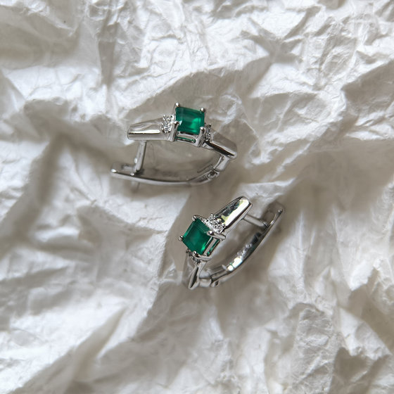 Серебряные серьги с агатом 0.738ct, фианитами