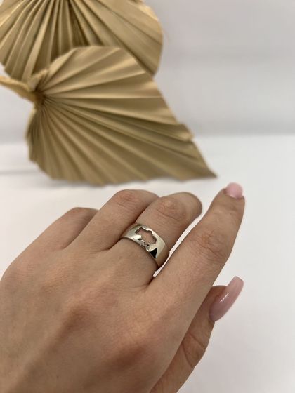 Silver ring without stones