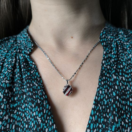 Срібна підвіска з гранатом 3.993ct