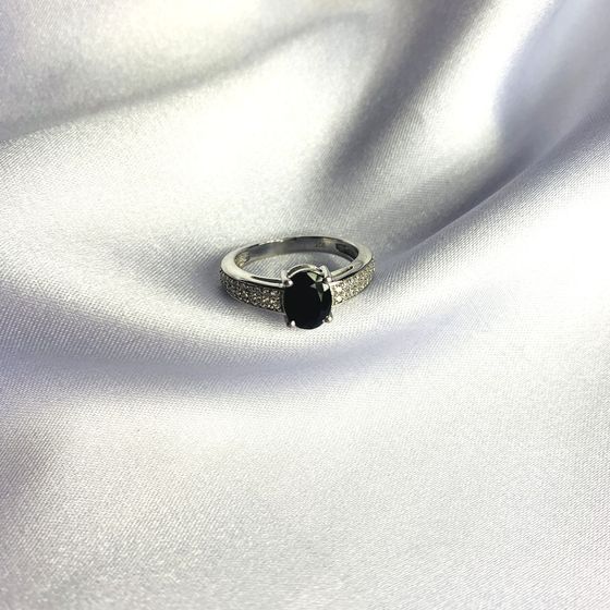 Серебряное кольцо с сапфиром 2.143ct