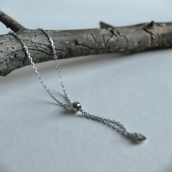 Silver bracelet without stones