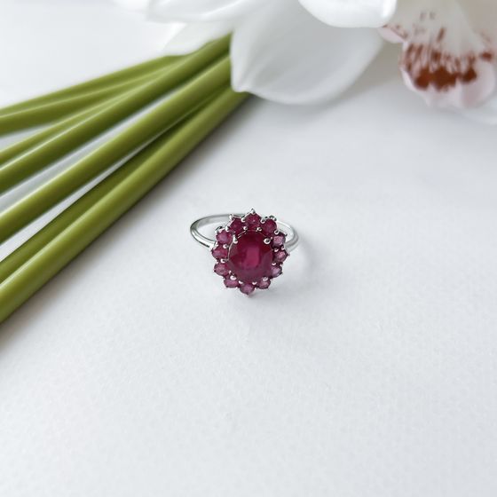 Срібна каблучка з рубіном 5,388 карата