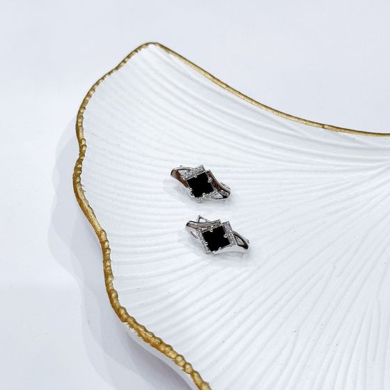 Срібні сережки з сапфіром 4.25ct, фіанітами