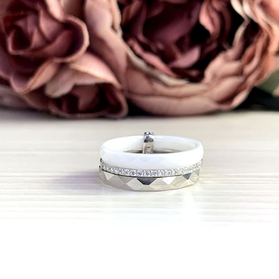 Silver ring with ceramics
