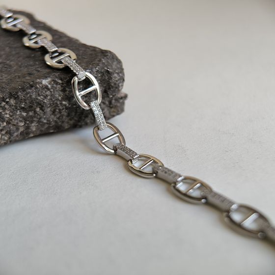 Silver bracelet with phianites