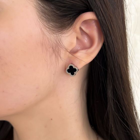 Золотые серьги с ониксом