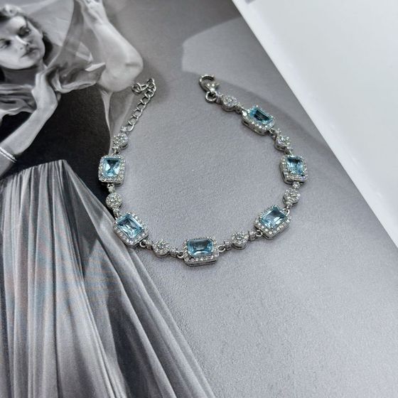 Silver bracelet with topaz 10.643ct