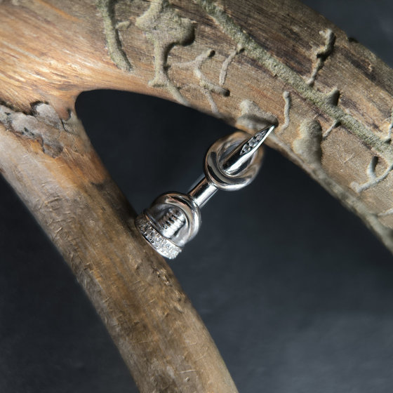 Silver ring with cubic zirconia