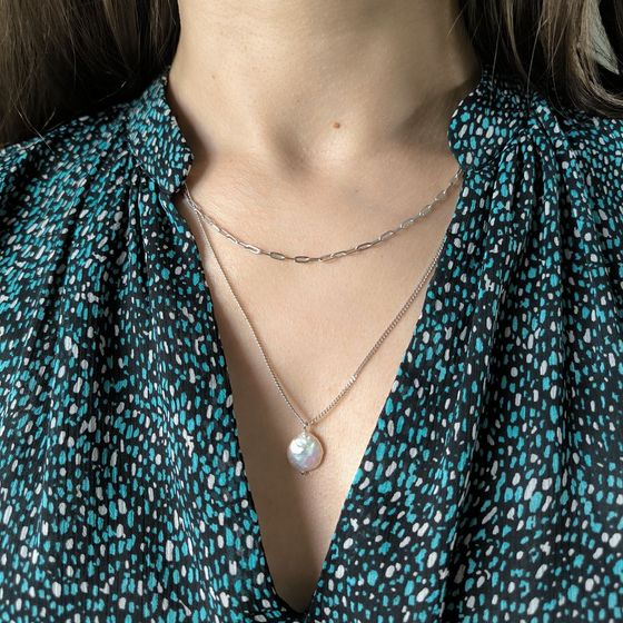 Silver necklace with baroque pearls