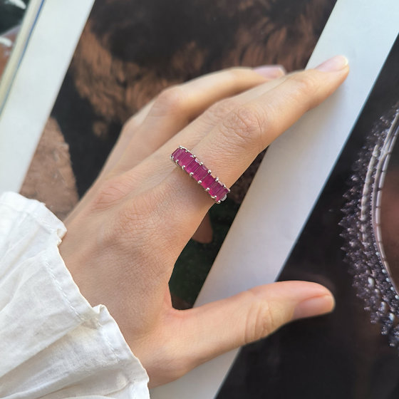 Срібне кільце з рубіном 3,552 карата