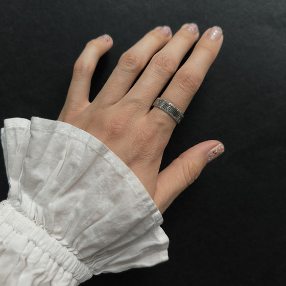 Silver ring with cubic zirconia