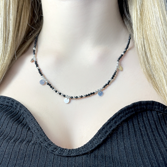 Silver necklace with spinel