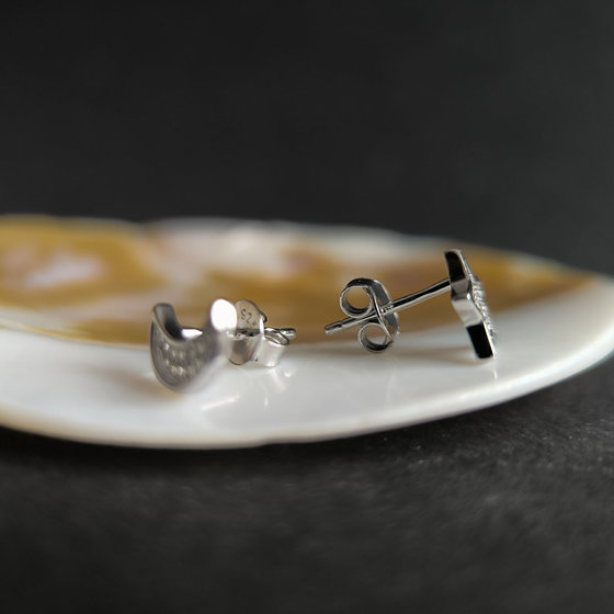 Срібні сережки з фіанітами