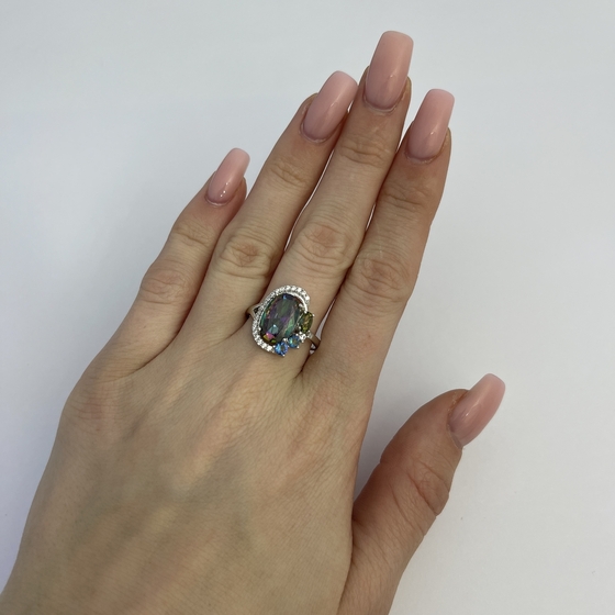 Серебряное кольцо с мистик топазом 5.052ct