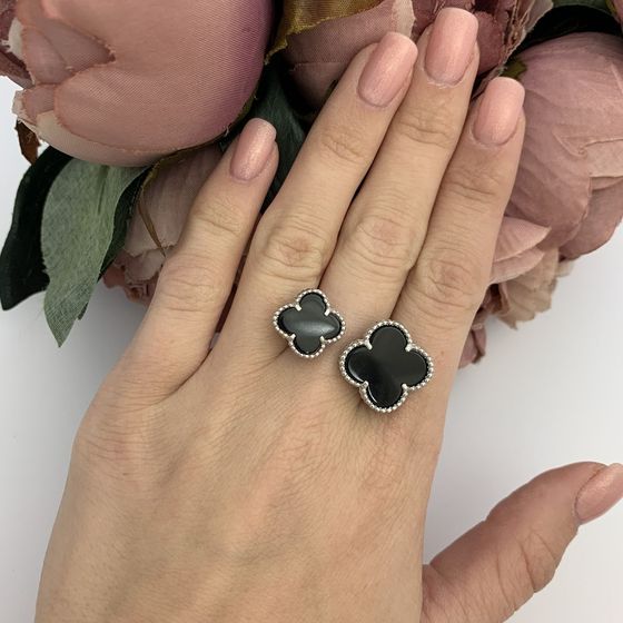 Silver ring with onyx