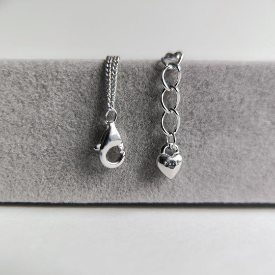 Silver bracelet with cubic zirconia