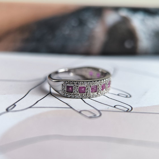 Silver ring with a 1.458ct ruby and cubic zirconia stones