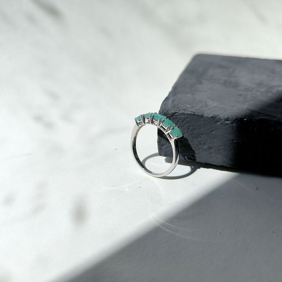 Серебряное кольцо с изумрудом 1.24ct