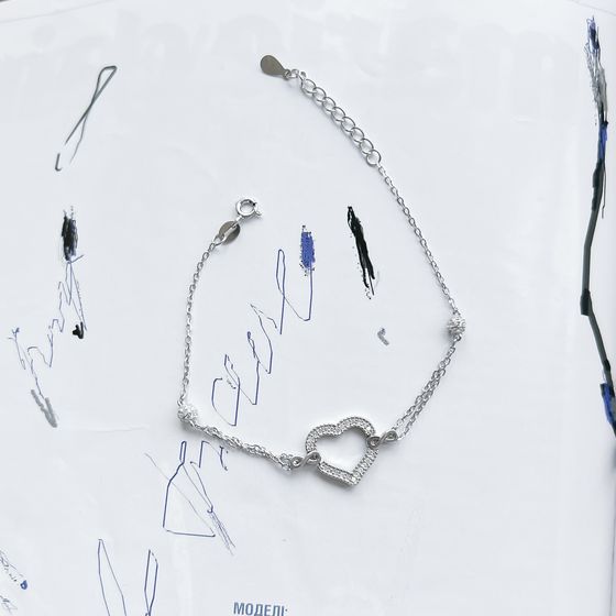 Silver bracelet with phianites