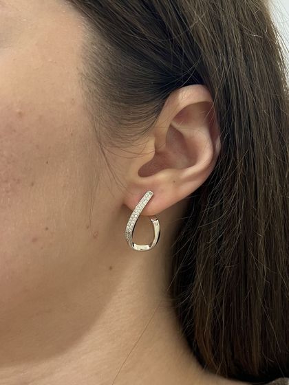 Срібні сережки з фіанітами