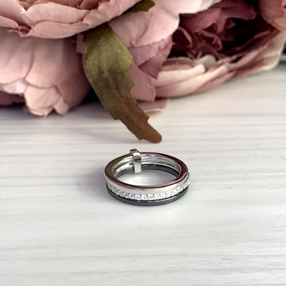 Silver ring with ceramics