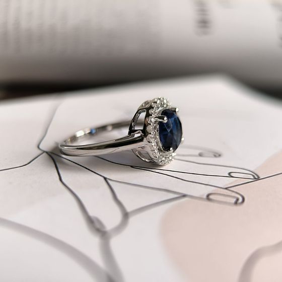 Silver ring with sapphire nano 1.887ct