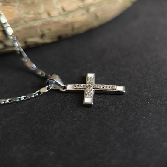 Срібний хрестик з фіанітами, емаллю