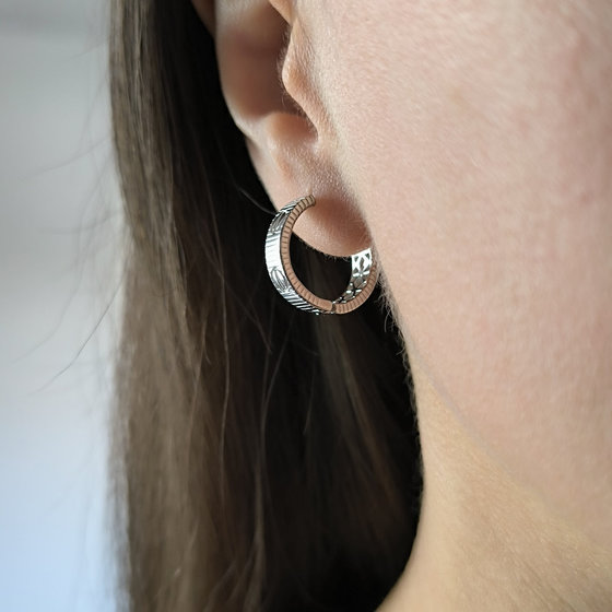 Срібні сережки без каменів