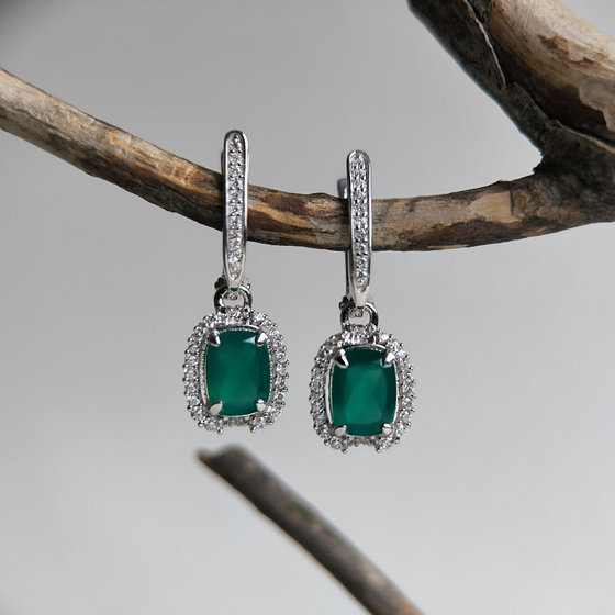 Silver earrings with agate 3.132ct, cubic zirconia