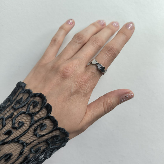 Silver ring with cubic zirconia