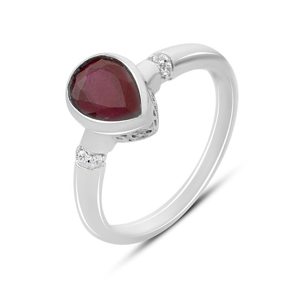 Sterling silver ring with 1.45ct ruby and fianites