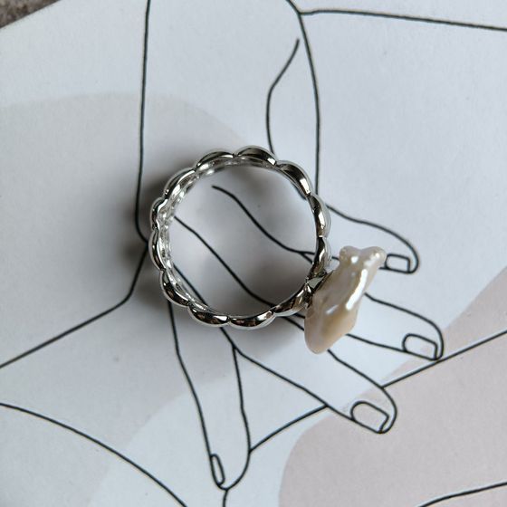 Silver ring with baroque pearls