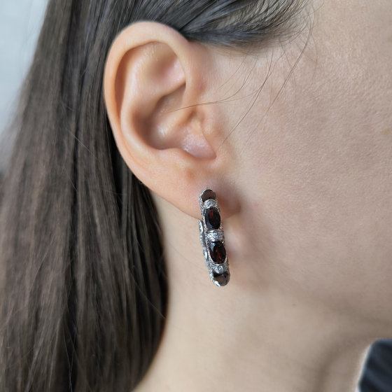 Срібні сережки з гранатом 12.381ct